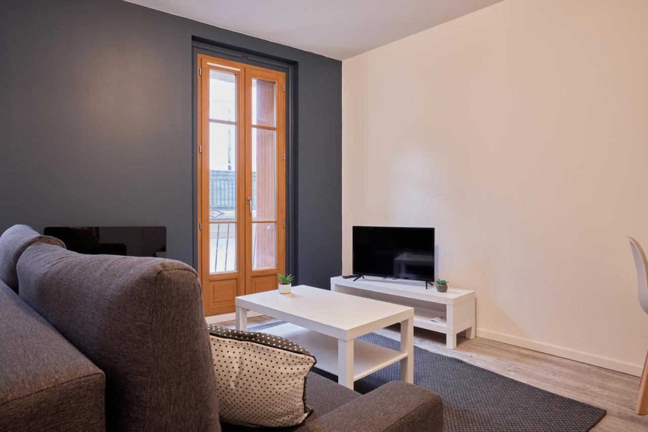T2Lescordeliers Apartment Pamiers Bagian luar foto